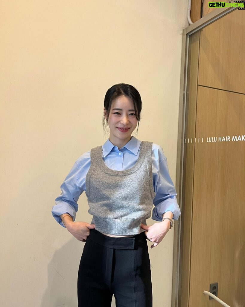 Lim Ji-yeon Instagram - Happy