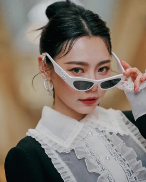 Lin Min-Chen Thumbnail - 52.6K Likes - Top Liked Instagram Posts and Photos