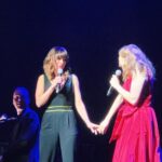 Linda Cardellini Instagram - The phenomenal @reginaspektor invited me to sing a song with her on Broadway AND it was on my birthday!!! An absolute dream come true. I’m still smiling from ear to ear. Thank you to Regina and to all of the talented people involved in this spectacular show. ✨✨✨✨✨✨✨✨🍾