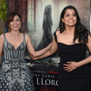 Linda Cardellini Instagram - So much fun last night at the premiere of @lalloronamovie with these wonderful and talented people. 🖤 You can see it this weekend! 🍿😱 #lallorona #raymondcruz  @mari_mari_sol @wayuuprincess