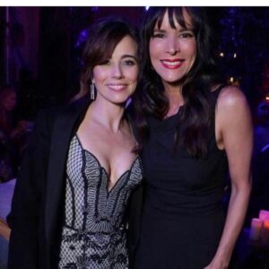 Linda Cardellini Instagram - So much fun last night at the premiere of @lalloronamovie with these wonderful and talented people. 🖤 You can see it this weekend! 🍿😱 #lallorona #raymondcruz  @mari_mari_sol @wayuuprincess