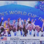 Linda Cardellini Instagram - CONGRATS @uswnt ! True greatness. Thank you for inspiring all of us. ⭐️🎉🇺🇸🎉⭐️