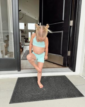 Lindsay Arnold Instagram - Sage's first dance auditions and I'm feeling like I am officially a dance mom now 🤗 

#toddlermom #dancerlife #dancemoms