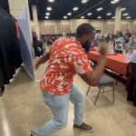 Lindsey Shaw Instagram - @thenostalgiacon was so much fun!!!!! 🤩 Thanks for coming out to meet us, San Antonio!!!!