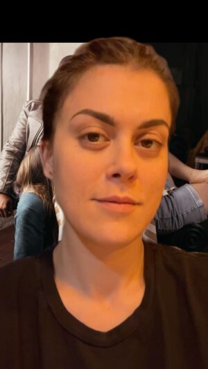 Lindsey Shaw Instagram - Thrupled up ✨ Have you ever been in a thruple?