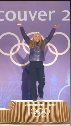 Lindsey Vonn Instagram - On this day… many many years ago now👵🏻🤦🏼‍♀️… I won the Olympics and it changed my life forever. I’ve shared this day with you all many times before, but this is the first time since my Mom passed away that I can watch it without having a complete meltdown. Seeing her face in this video makes me cry instantly… it’s the face of pure joy. Just writing this caption has taken time because I keep crying (I think the person sitting next to me on the plane is concerned for my wellbeing 😬)
This song is meaningful to me because it’s one of my Mom’s favorites. We used to sing the whole Enja album together on our 18 hour road trips from Minnesota to Colorado, and man did we do that a lot! All of those hours driving me to races, moving our whole family across the country, my siblings uprooting their lives and my father commuting back and forth from Minnesota to Colorado just so that I could ski race…My whole family sacrificed so much, but seeing my Mom’s face, I know it was all worth it. 
As the song says, only time will tell where life will take you… while I don’t know where life will take me, I do know that time has made me appreciate life so much more. I have a much different perspective now than when I won the Olympics and I’d trade it all for one more day with my Mom. So please, don’t let a moment go to waste. 

I miss you Mom 🙏🏻❤️