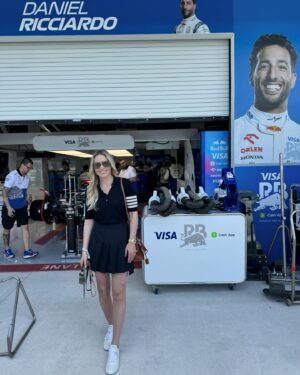 Lindsey Vonn Instagram - Racing in Miami 🌴🏎️💨 I love it when @F1 comes to this city and of course you know that I live for everything that goes fast!!⚡️ So awesome to get behind the wheel of an F4 car with my @redbullusa family (thank you!!). It’s been fun being back in the F1 paddock and seeing some familiar faces along the way to @jensonbutton. And AMAZING to meet the women on the @redbullracing team in the @f1academy 💪🏻💪🏻 Also, solid points for the team in the sprint @danielricciardo 👏🏻 and of course, congrats to @redbullracing and @maxverstappen1 on the pole. Thx to @rolex for hosting me today. I’m excited for race day tomorrow 🏁 let’s go!!!