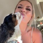 Lindsey Vonn Instagram - Thankful for unconditional love 🐕 🐶 🐾 Because no matter how high or how low life gets, I will always have their love ❤️ Happy Valentine’s Day! Sending ❤️ to everyone from me and my furry valentines 💌 @vonndogs We miss you Bear ❤️🕊️🙏🏻