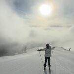 Lindsey Vonn Instagram - You guys didn’t think I could stay away from the mountains for long did you? What a spectacular day, skiing into the clouds… the sun popped through enough for us to get this amazing view! Heaven on earth! ⛷️❤️🙌🏻