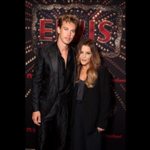 Lisa Marie Presley Instagram - I had such an emotional and incredible trip to Memphis, meeting, and spending time with all of the cast of Elvis. I have so much love and admiration for all of them💙 💙💙💙 Thank You to @austinbutler @bazluhrmann Tom Hanks, @elvismovie @visitgraceland @wbpictures