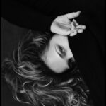 Lisa Vicari Instagram - rofnl [accronmym: rolling on floor not laughing] 🙃 photographer: @valeria.mitelman.photo