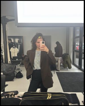 Lisa Vicari Instagram - 2023 so far has been busy, wild and full of mirror selfies