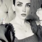 Lisset Instagram - 😈🖤🤍🖤😈🖤🤍🖤😈