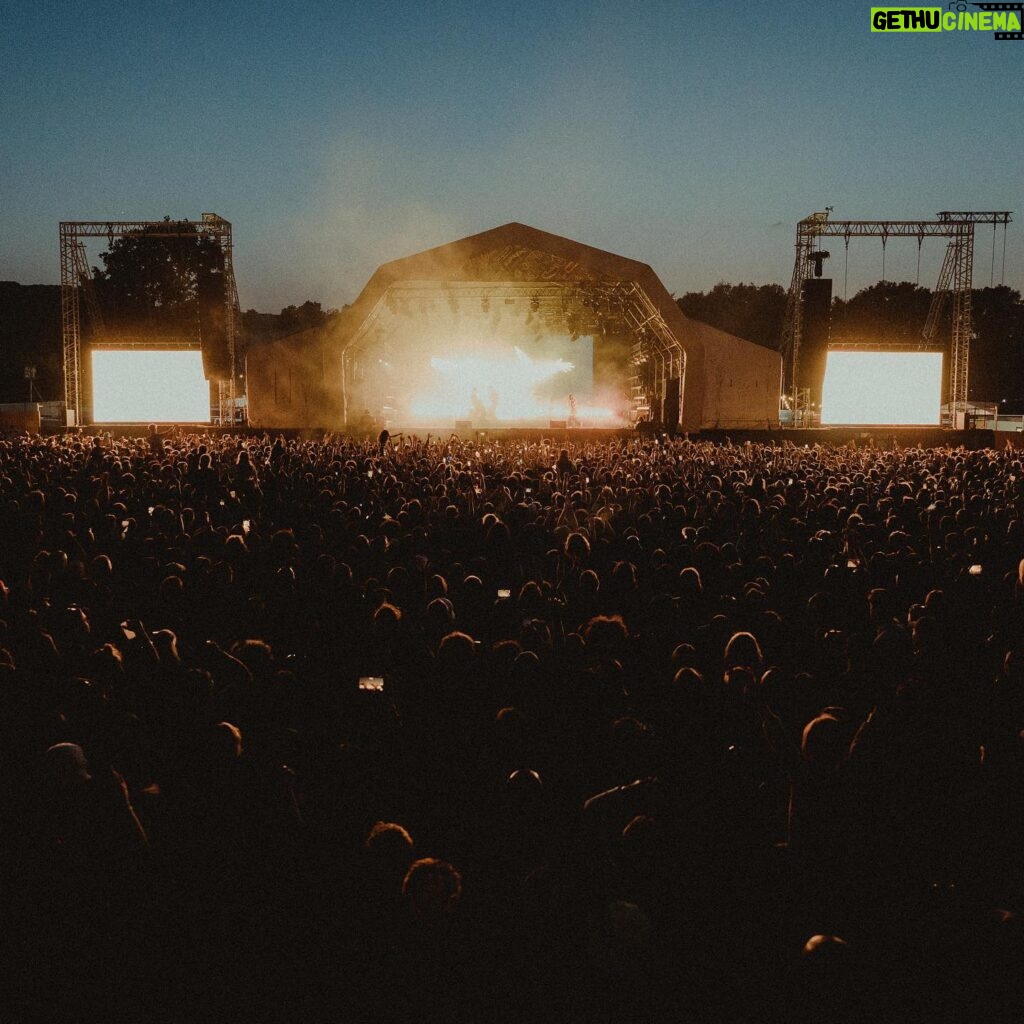 Little Simz Instagram - For as long as I’m able to do this , I will 🤲🏿 Your @lovesupremefest 2023 headliner 🫶🏿 📸 @karolina.wielocha