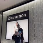 Liu Yifei Instagram - I see me 😬 @louisvuitton #louisvuitton
