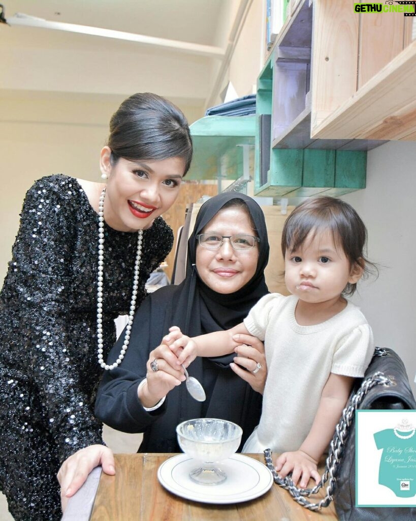 Liyana Jasmay Instagram - How amazing it is that Mama passed on Sofia's birthday last year. 12 May 2023 I told Sofia you have Neni forever in your heart and she leaves you on the day that you will never forget her. These two have amazing chemistry that sometimes Im too jealous! Al Fatiha to you Mama & Happy Birthday to my firstborn🩷