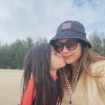 Liyana Jasmay Instagram – The kiss that I will forever cherish🩷 From my baby daughter🌹