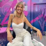 Liz Solari Instagram - Pasé por #EstamosEnUna @republicaz para hablar sobre @leysintientes y ponernos al día con mi querida @melchorlez y su equipo del amor @leandrosaifir @lelumendy @agusbattion. GRACIAS 🙏🏻🎤✨🌈🦄 Look @calandraoficial Acc @jj__jwl Estilismo @natcecchinato Pelo @maiarohrer Makeup @rikivalles