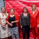 Liz Solari Instagram - Carrete #LeySintientes en el #CongresoArgentino Eramos muchos más. Pero este carrete tiene limites. 🥰 Gracias de corazón a TODOS los que vinieron. Y a vos que nos apoyas desde casa. ❤️ Si amas los animales 👉🏽 Firmá y compartí la petición de @leysintientes en @change_ar link directo en Bio. Juntos vamos a cambiar la historia. 🙏🏻❤️‍🔥🐾✍️✊🏼 #LeySintientes #SentientLaw #Argentina #DerechosAnimales #AnimalRights