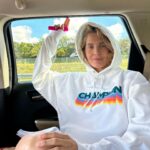 Liz Solari Instagram - 🌈🚙💓🦄