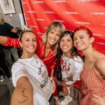 Liz Solari Instagram - Carrete #LeySintientes en el #CongresoArgentino Eramos muchos más. Pero este carrete tiene limites. 🥰 Gracias de corazón a TODOS los que vinieron. Y a vos que nos apoyas desde casa. ❤️ Si amas los animales 👉🏽 Firmá y compartí la petición de @leysintientes en @change_ar link directo en Bio. Juntos vamos a cambiar la historia. 🙏🏻❤️‍🔥🐾✍️✊🏼 #LeySintientes #SentientLaw #Argentina #DerechosAnimales #AnimalRights