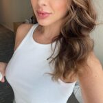 Lo Bosworth Instagram - tried out the viral heatless curls before my big @walmart x @lovewellness meeting…sometimes you just need to trust the process 💖