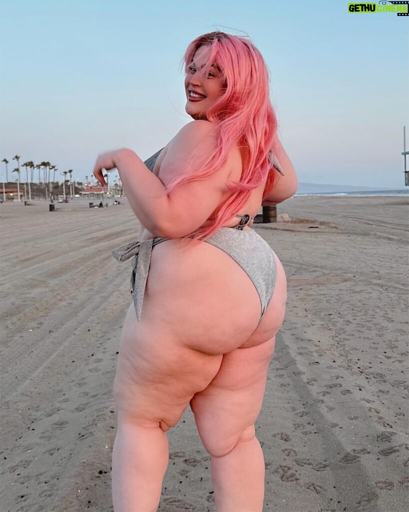 Loey Lane Instagram - I can’t believe there wasn’t a SINGLE Loey Lane ass pic posted during Taurus season 😔 I swear I’ll do better on Gemini time. Bikini from @fashionnovacurve btw!!