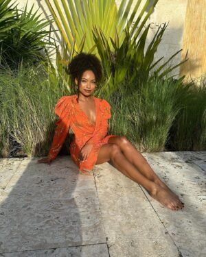 Logan Browning Instagram - only wore shoes twice this trip. once on the treadmill & briefly during the wedding en Blanc ceremony. this was right before the Sri Lankan ceremony and just after my phone fell in the pool 🙃 which left me involuntarily unplugged for the remainder of the trip so I don’t have any more photos. however, being present was the best feeling!! i view being a wedding guest and a witness of a marriage as an incredible responsibility and honor. i am mentally still in Mexico💚🤍❤️ & grateful to the land we visited and the air and the water. they were incredibly generous & restorative. lucky is an understatement. #toSivaWithLOVE