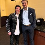 Logan Henderson Instagram - What a night with @toyotasocal! Went to the @lakings game. Ate wings covered in the last dab @hotones hot sauce Took home a win and met the legend himself @anzekopitar! Thank you #ToyotaSoCal for an incredible night and letting me check a few things off the bucket list! #Ad