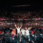 Logan Henderson Instagram - Chile night ✌🏼 Can’t believe the energy here in South America…so grateful!