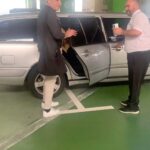 Lolita Instagram - Nos han recogido en las palmas una limusina , yo soy de coche más pequeño como mi estatura , pero gracias de todos modos @poncia @zapardielarbas