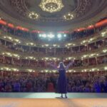 Lolita Instagram - Este es el @teatro_arriaga #Bilbao, ayer y hoy , no tengo palabras , sólo emoción , y le doy gracias a Dios y al universo por lo que me está dando , gracias @luisluquecabrera @cimarroj @pentacionespectaculos @zapardielarbas @muchoartemanagement @pilarcontrerasgarrido @christianmolca #nicosancheztecnicoluces