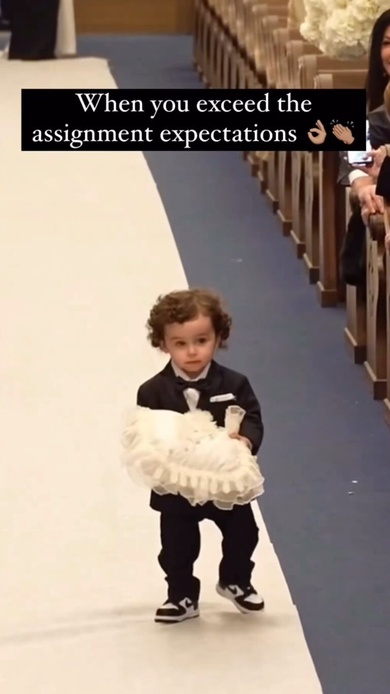 Loni Love Instagram - The perfect ring bearer !!!! Good boo boo!!! #auntieloni @jontdrummer ・・・ Strong shoe game too 👌🏽 (Remix: I do not own the rights to this video)