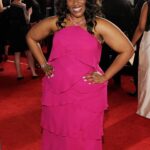 Loni Love Instagram - I’m devastated to hear of Mandisa’s passing.. She truly was the sweetest woman and that voice was just power. My condolences to her family.. 🙏🏾🙏🏾🙏🏾