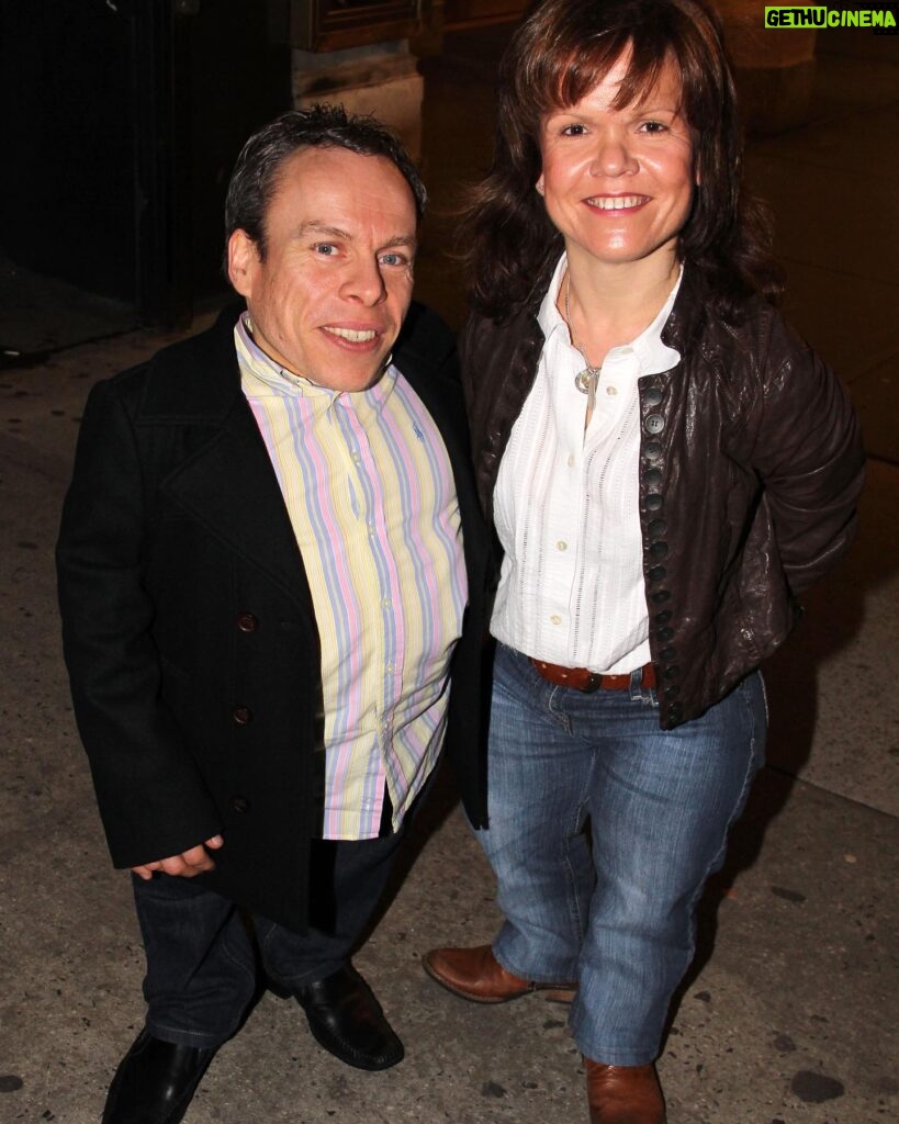 Loni Love Instagram - Samantha Davis, the wife of Willow star Warwick Davis has died. She appeared alongside her husband in various films such as Leprechaun 2 and Harry Potter and the Deathly Hallows: Part 2, and the TV series Through the Dragon’s Eye and Honky Sausages. She co-founded with him the charity Little People UK for the dwarfism community. They have two children, Annabelle and Harrison . She was 53. “She instilled such confidence in me,” Davis said. “With her by my side, I was sure I could achieve anything. It was like having a super-power.” Prayers of strength to the entire family. 🙏🏾