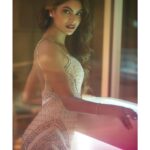 Lopamudra Raut Instagram - A martini, shaken not stirred !! Photographed by @shotbynuno makeup by @monashairandbeauty hair by @sunny_hairr @kavitaparmar_makeup_hair outfit by @sonaakshiraaj ✨ #jamesbond #photoshoot #portraitphotography