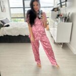 Loren Brovarnik Instagram - Love is in the air! And once again @temu doesn’t disappoint!! And get ready for @temu big deals! The price is affordable and the shipping takes less than 2 weeks! 🔗Click LINK or search code: dkt2926 FOR UP TO 90% OFF!! Temu app new users only! FreeShipping & FreeReturns Now 🙌🏼🙌🏼 #temu #temustyle #sponsored