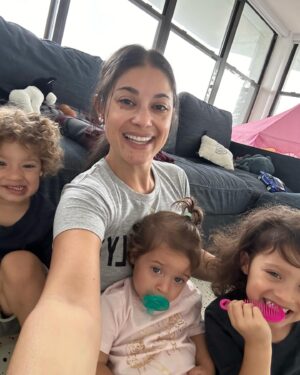 Loren Brovarnik Instagram - Nothing better 💙🩵🩷
#thebrovbunch #mybabies #3babiesin3years #ima #balagan #90dayfiance