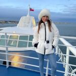 Loreto Aravena Instagram - Días de desconexión total… En el zarpe desde Punta Arenas hacia el fin del mundo, días atrás, nada más lindo que verte feliz @hildadelourdessot 🥰