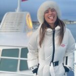 Loreto Aravena Instagram - Días de desconexión total… En el zarpe desde Punta Arenas hacia el fin del mundo, días atrás, nada más lindo que verte feliz @hildadelourdessot 🥰