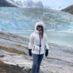 Loreto Aravena Instagram - Un recorrido por fiordos y glaciares 🥰 (esperen ver el siguiente reel!) @hildadelourdessot amo verte feliz!