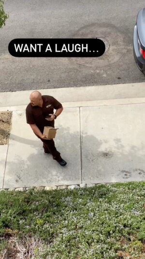 Lori Greiner Instagram - Hope this guy isn’t delivering your holiday packages 😂