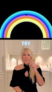 Lori Greiner Instagram - What did you see? #opticalillusion #opticalillusions #rainbow