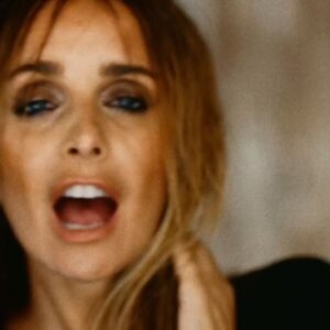 Louise Redknapp Instagram - I wanna see you STRETCH! 🤍 5 years since I made my return to the music scene with this song… and I’m so proud this was the song I did it with… the perfect opener to the Heavy Love album, and I’m so pleased you all loved it as much as I did. 

Stretch is available now on my album Heavy Love and my Greatest Hits which is out now 🎵 xxx