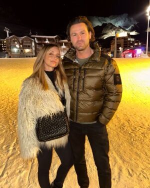Louise Redknapp Instagram - All the gear and no idea 🫣 🏔️⛷️ xxx
