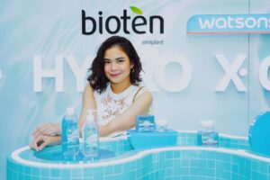 Louise delos Reyes Instagram - Embrace the enchanting feeling of weightless hydration with @biotenphilippines Hydro x Cell line! 

Experience instant hydration and a radiant glow for 72 hours! Featuring groundbreaking formulas  for a radiant satin texture and a potent 5% blend of moisturizing ingredients, including 100% natural Cellular Water from Spirulina, Hyaluronic Acid, and plant-derived Ceramides. 

Add to cart now and see for yourself! 
https://www.watsons.com.ph/shop-bioten?utm_campaign=20240113&utm_medium=Influencers/KOL&utm_source=supplieronline&utm_content=HYDROXCELL-STORIES-KOL42024JAN13TOJAN31
#DiveIntoMoistureWithBioten

Also available in @watsonsph #WatsonsPH