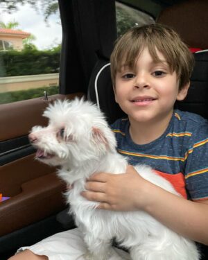 Lourdes Stephen Instagram - Ay mi Coco linda ! Cuánto te voy a extrañar! Gracias por 17 años maravillosos, gracias por tantos momentos especiales, por vivir la vida conmigo, a mi lado…por secar mis lágrimas y por bailar conmigo. Mi gordis, mi mami linda, mi raspadito de Coco. Siempre te amaré. 🖤