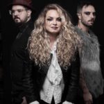 Lua Blanco Instagram - Nosso show de lançamento do álbum tá chegando e já temos algumas surpresas boas pra revelar: além de fazer parte da nossa maravilhosa banda como baterista, o @blancocdani também fará um show de abertura voz e violão que certamente me fará chorar; e o nosso convidado especial será ninguém mais ninguém menos que meu cantor favorito e o co-autor de Lunática e Palhacito, o estonteante @gugupeixoto! link na bio pra comprar ingresso e ouvir o álbum completo! 💫 @luablancoeaorbita