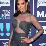 Luann de Lesseps Instagram - I’m back in the clubhouse for tonight’s @bravowwhl! 🍎 with the handsome @joecbradley💋 Catch us on @bravotv at 10PM😘