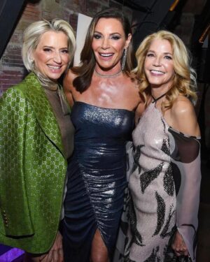 Luann de Lesseps Instagram - 50 & Fabulous👊🎉
Congrats! @people #PeopleIs50
💄 @priscilladistasio 
📸  @shutterstocknow @andrewhwalkerportraits 
👗 @ramybrook 
💎 @tiffanyandco